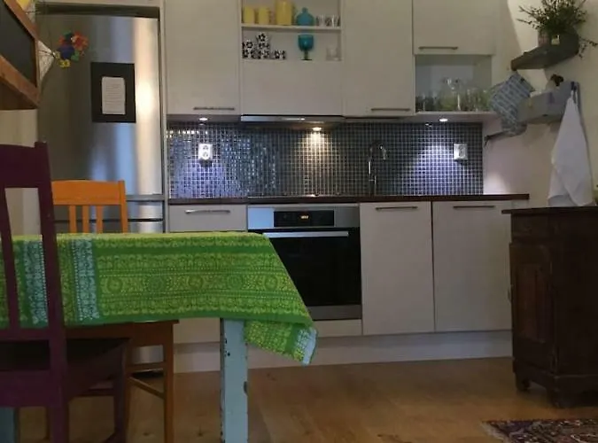 Jeja Roosintie 6 항코